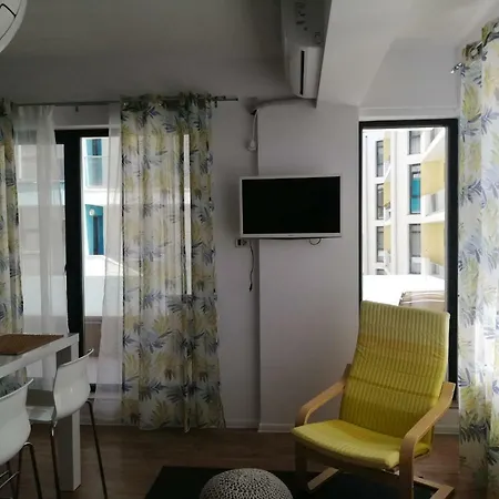 Lemon Appartamento Năvodari